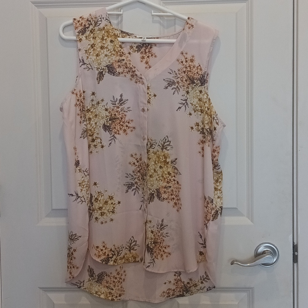 Short sleeve blouse